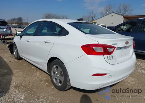 2017 Chevrolet Cruze Ls Auto z USA, uszkodzony, nr VIN 1G1BC5SM3H7130895